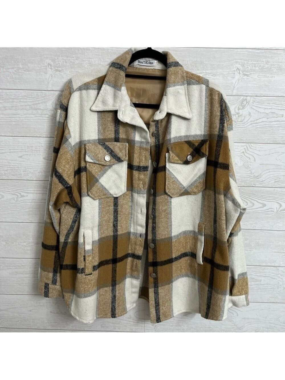 BouTiKome Women’s Tan Flannel Plaid Shirt Jacket. Size XL - Picture 1 of 8